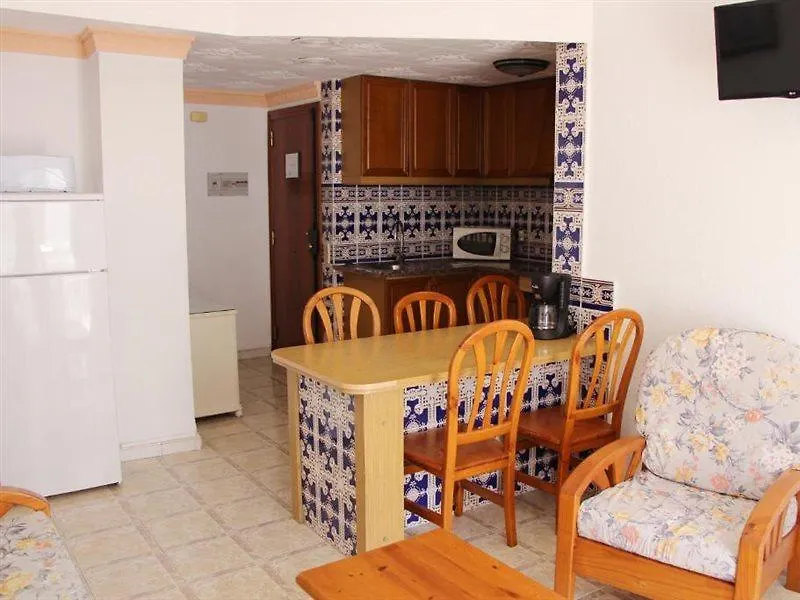 Apartamentos Las Americas - Blanes Beach إسبانيا