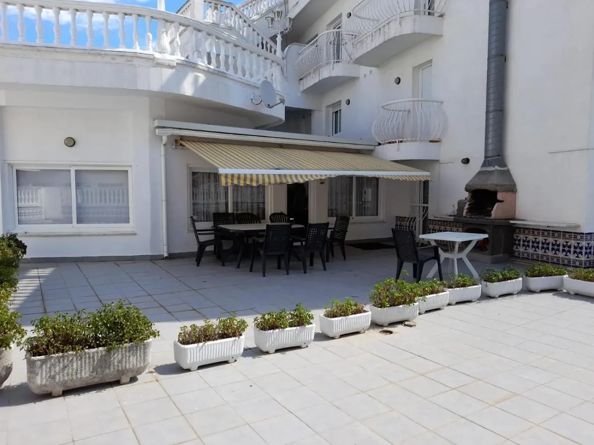 Apartamentos Las Americas - Blanes Beach 0*,  Espagne