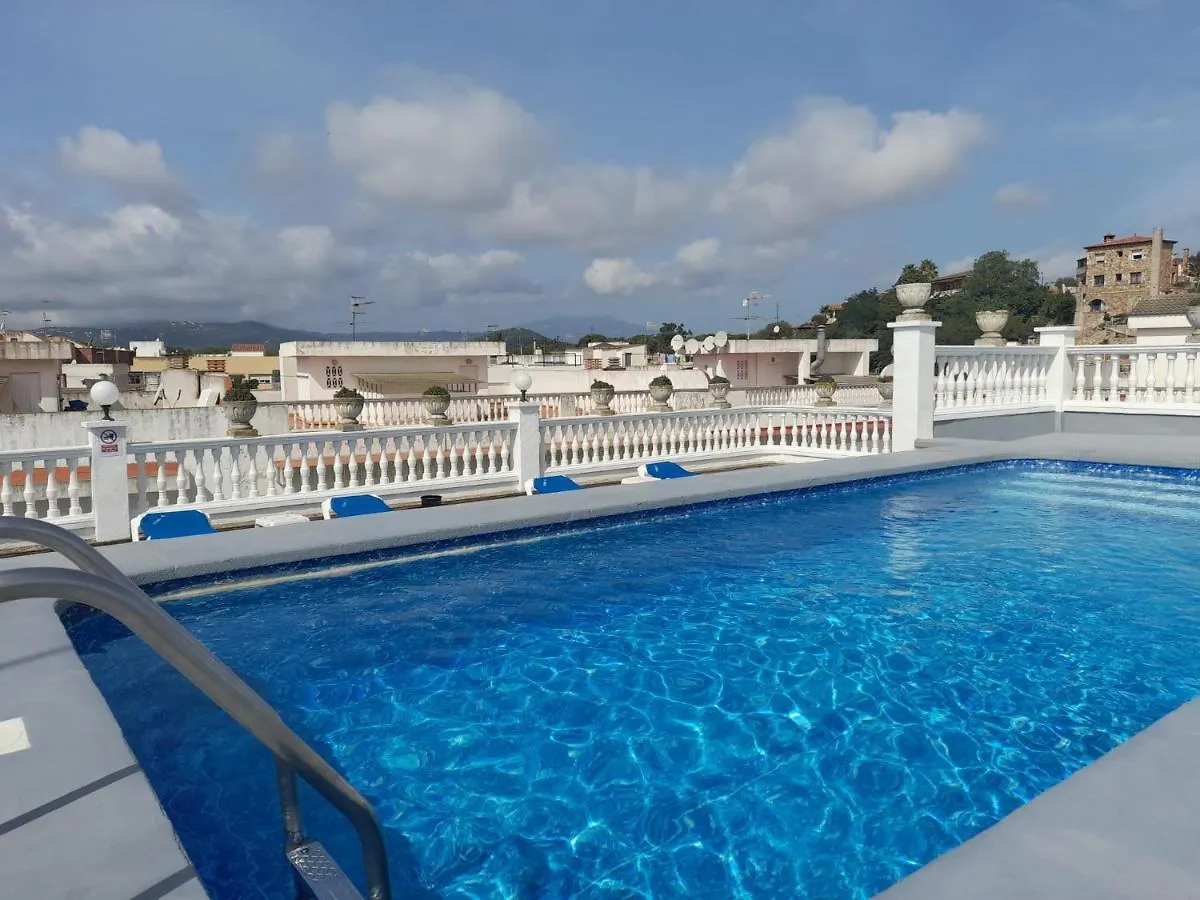 Apartamentos Las Americas - Blanes Beach شقة