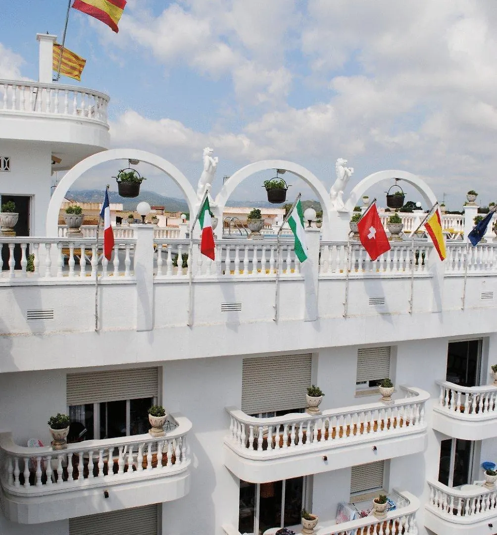 شقة Apartamentos Las Americas - Blanes Beach