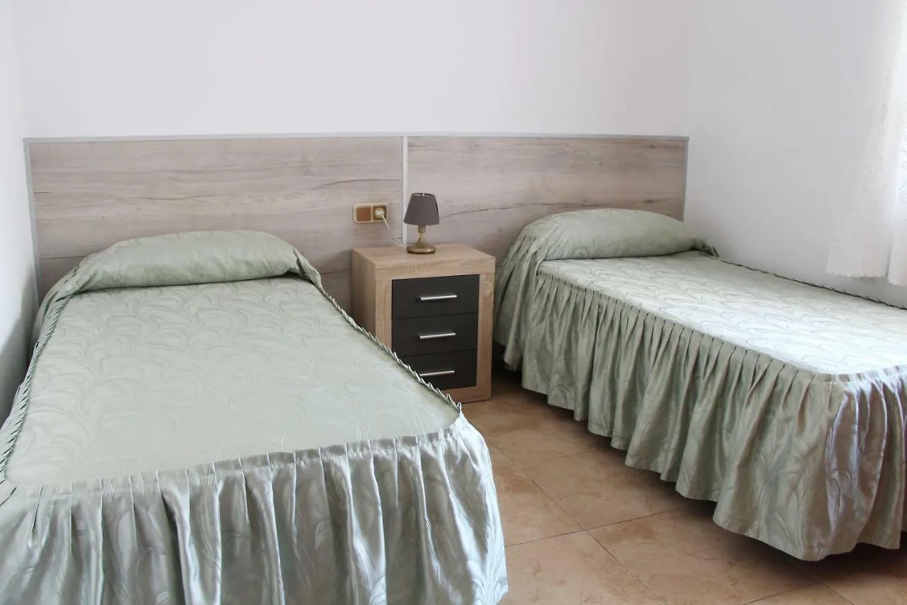 Apartamentos Las Americas - Blanes Beach 0*,